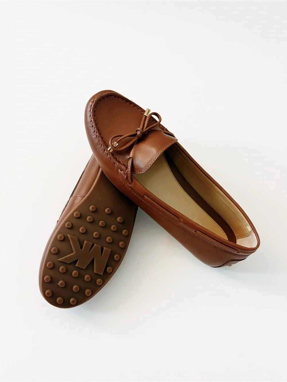 Michael Kors Leather Sutton Loafers in Tan Size 8.5